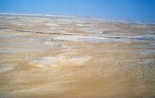 Photo of the Arabian desert taken by a helicopter pilot working in the oil industry in Dharhan,