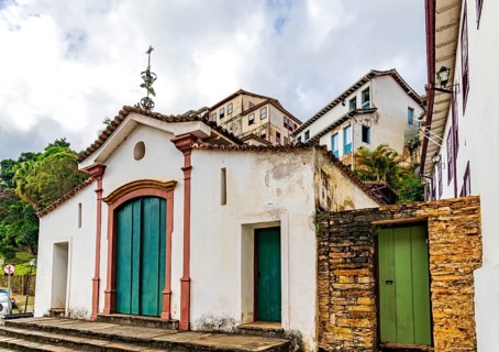 Old chapel in the historic streets of the city of Ouro Preto, Ouro Preto, Minas Gerais, Brazil