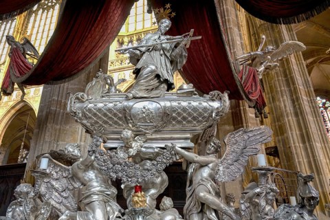 Prague castle, Gothic Metropolitan Cathedral of Saints Vitus, Wenceslas and Adalbert, Baroque