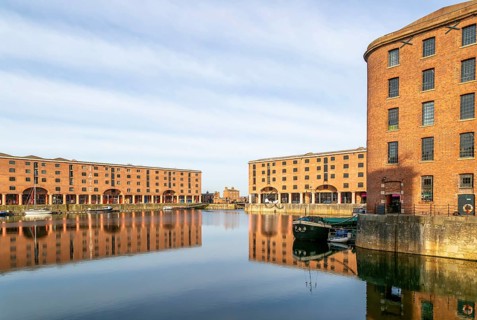 Tate Liverpool art gallery, Royal Albert Dock, Pier Head, Liverpool, England, UK