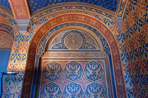 Preserved mural in the vestibule of the former synagogue, built in 1883, destroyed by the Nazis in