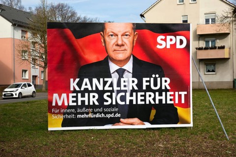 Large poster for the 2025 federal election by the SPD with Olaf Scholz, Witten, North