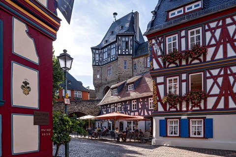 Kanzleitor, Torhaus, Burgtor, half-timbered, Middle Ages, Gasthof Strassenrestaurant Zur Pfeif,