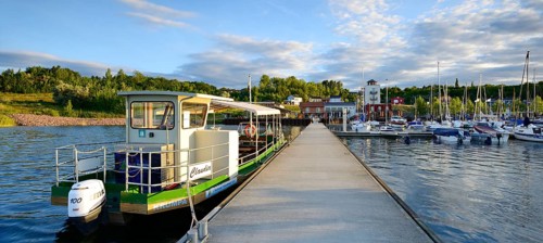 Marina Mücheln am Geiseltalsee, sailing boats and excursion boat in the evening light, Mücheln,