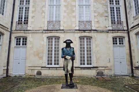 Statue of Toussaint Louverture, former slave from Haïti who became general and politician in the