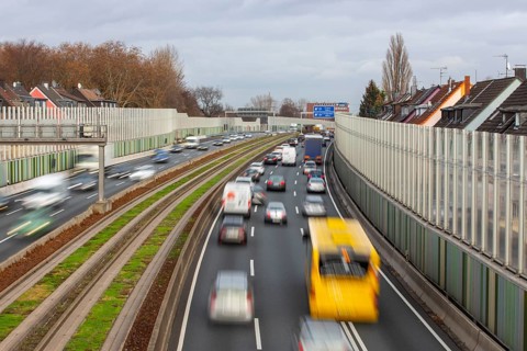 Motorway A40, Ruhrschnellweg, city centre of Essen, exit Essen-Frillendorf, Spurbus route, this