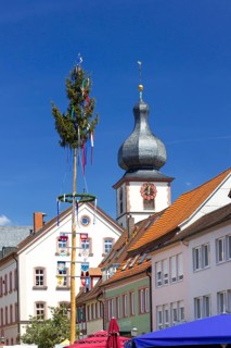 Germany, Bavaria, Marktheidenfeld, Old Town Hall and St Laurentius Church, Federal Republic of