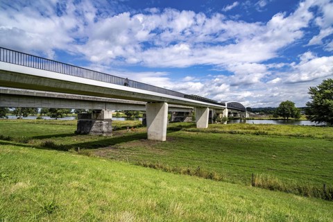 De Massover cycle path bridge, over the Meuse south of Nijmegen, near Cuijk, part of the