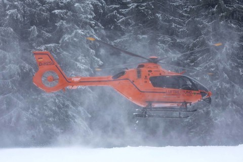 Air rescue helicopter (Federal Ministry of the Interior) in action in the Oberjoch ski resort
