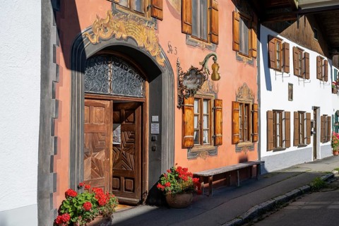 Violin-making museum, facade with Lüftlmalerei, Mittenwald, Werdenfelser Land, Upper Bavaria,