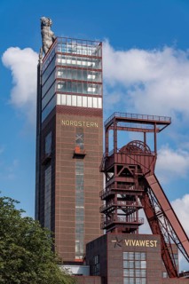 Nordsternpark, former site of Nordstern colliery, pithead tower, Nordstern tower, Hercules