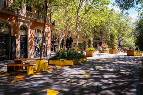 Superblock or Superilla in the Sant Antoni neighbourhood, a heavily car-restricted area of the city
