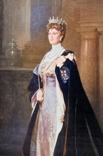 Queen Maria. Mary of Teck. Full name: Victoria Mary Augusta Louise Olga Pauline Claudine Agnes.
