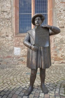 Sculpture church breeding order by Lutz Lesch, Hessian church history during the Reformation in