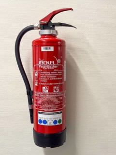 Fire extinguisher with 6 six liters of foam portable small fire extinguisher for extinguishing