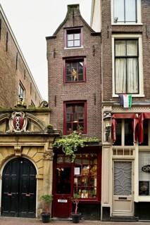 Little House of Amsterdam and Europe, Oude Hoogstraat 22, Amsterdam, Province of North Holland,