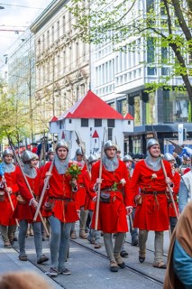 Parade of historically costumed guild members, guild members dressed up as pikemen, Oberstrass