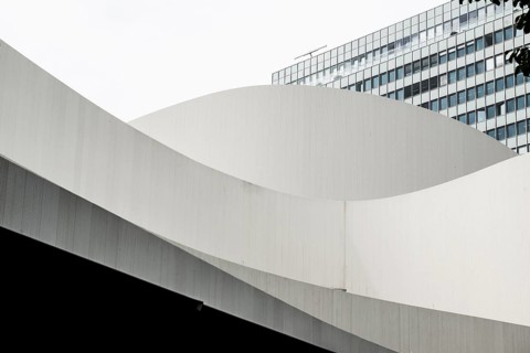 Schauspielhaus and Dreischeibenhaus, Düsseldorf, Rhineland, North Rhine-Westphalia, Germany