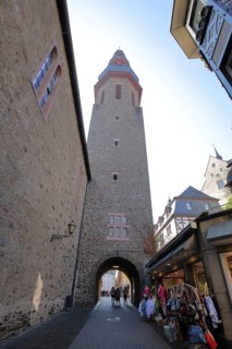 St. Martin church tower built in 1456, Torturm, Bernstraße, Cochem, Middle Moselle,