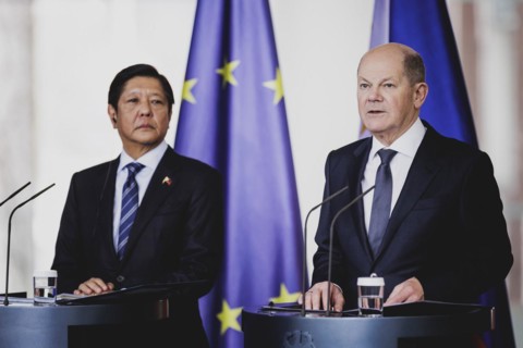 (R-L) Olaf Scholz (SPD), Federal Chancellor, and Ferdinand Marcos Jr, President of the Philippines,