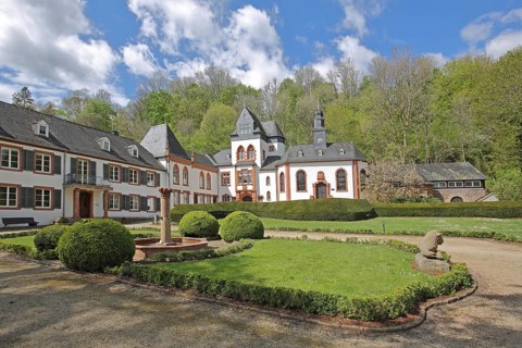 Baroque Dragstuhl Castle built in 1760, garden, park, Wadern, Saarland, Germany