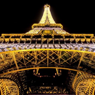 330m hohe Eifflturm, gebaut zum 100. Jahrestag der Französischen Revolution, Wahrzeichen von Paris,