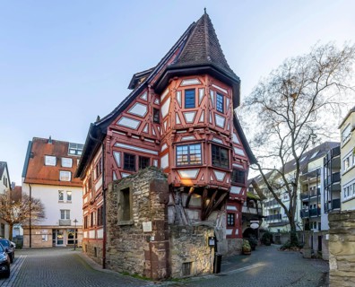 Klösterle in Bad Cannstatt. Built in 1463, the half-timbered building is the oldest residential