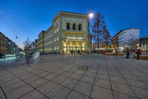 Pedestrian zone, street, shopping centre, general architecture, paving slabs, people as