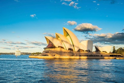 Sydney opera at sunset, New South Wales, Australia