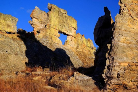 Africa, Madagascar, Isalo National Park, rock formations, mountain landscape