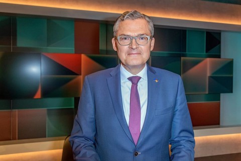 Roderich Kiesewetter (CDU), member of the Bundestag and retired colonel, on the ARD talk show hart