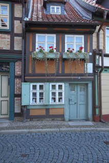 Smallest house built in 1792, historic half-timbered house, narrowest, record, narrow, Wernigerode,
