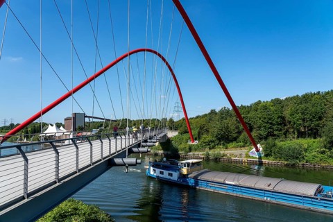 Nordsternpark, former site of the Nordstern colliery, double arch bridge over the Rhine-Herne Canal
