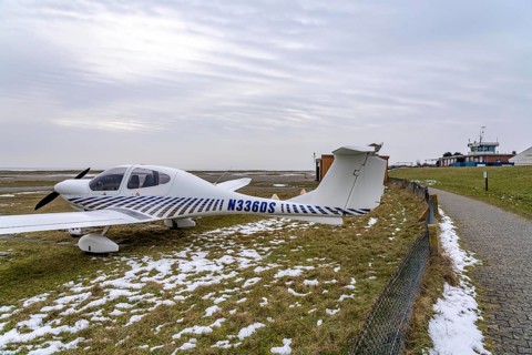 The East Frisian North Sea island of Juist in winter, Juist airfield, airfield, Lower Saxony,