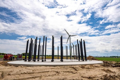 Wind turbine repowering, in the Issum-Oermten wind farm, 9 wind turbines in operation for over 20