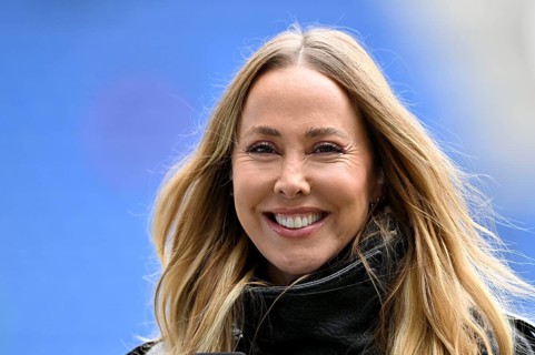 DAZN presenter reporter Sylvia Walker, portrait smiling, friendly, soccer Bundesliga, PreZero