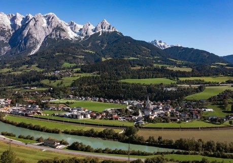 Drone image, settlement area, view of village with church, Pfarrwerfen, Tennengebirge, Salzachtal,