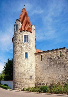 Old town wall with Maderturm, south-western corner tower of the ring wall from 1350, reconstructed