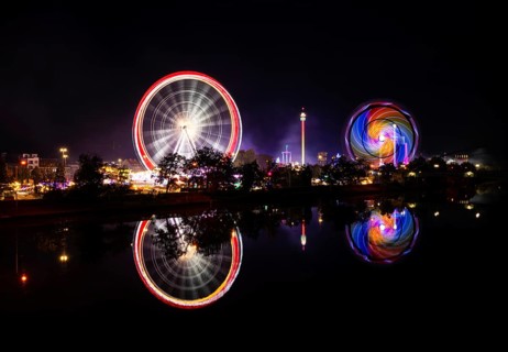 Night shot, overview, reflection in the river Neckar, Ferris wheel, Europa Rad, Gladiator, rides,