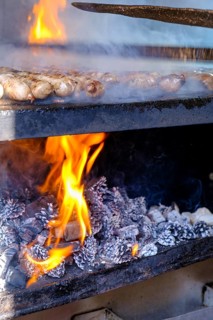 Coburg sausages, over pine cone fire, food, speciality, Coburg, Upper Franconia, Franconia,