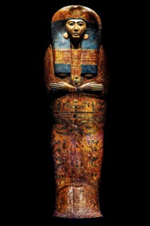 Painted and gilded cedarwood coffin lid of the painting of Piinudjem II, Princess Neschons from the