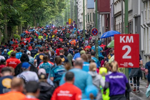The Essen company run, traditional run, 5 KM running course through the Rüttenscheid district, with