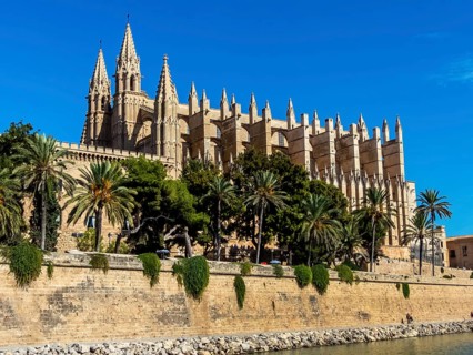 Spain, Majorca, Palmade Majorca, La Seu Cathedral as a tourist attraction in the city center,