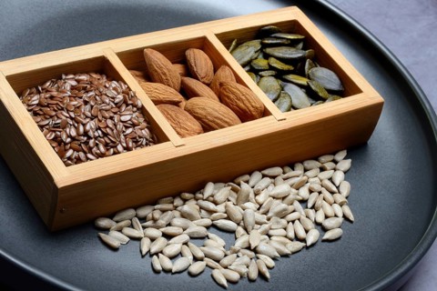 Kernels, mix of almond kernels, sunflower seeds, linseeds and pumpkin seeds