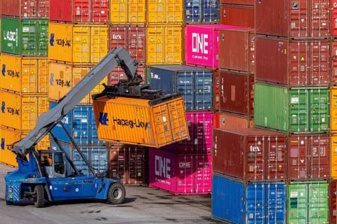 The port of Mannheim is one of the most important inland ports in Europe. The harbor basins stretch