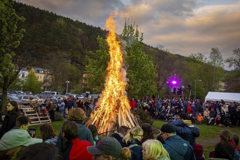 Easter bonfire on the Elbe meadows in Bad Schandau, Bad Schandau, Saxony, Germany