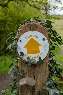 Road sign, public footpath, Alveston, England, Great Britain