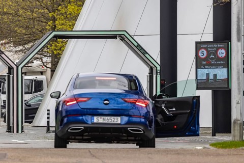 Two Tronic vehicle scanner at the Mercedes-Benz Untertürkheim branch in Stuttgart. A scanner with