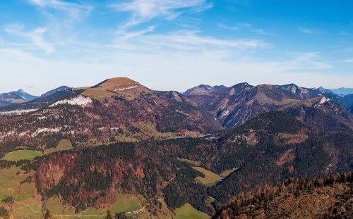 View from Schwarzer Berg to Seewaldsee and Trattberg, Golling, Osterhorngruppe, Salzkammergut,