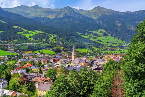 View of the village with parish church, Bad Hofgastein, Gastein Valley, Hohe Tauern, Pongau,